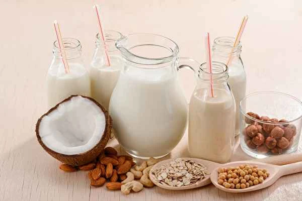 Which animal's milk has the highest calcium content?